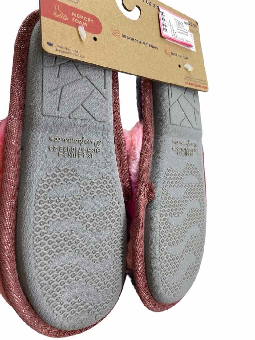 Dearfoams Ladies Size 4-5 NEW Slippers