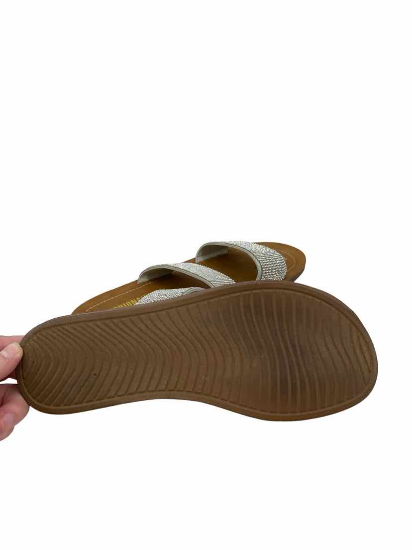 Cushionaire Ladies Size 8 Sandals