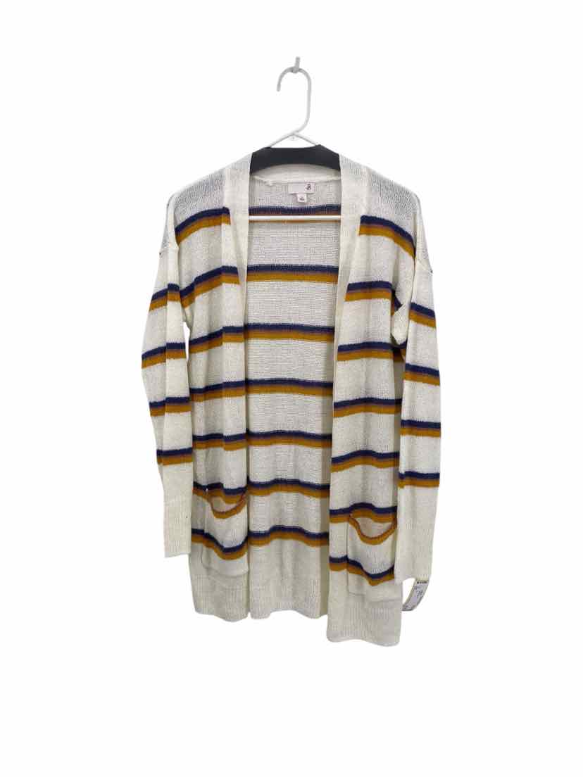 So Ladies Size M Sweater