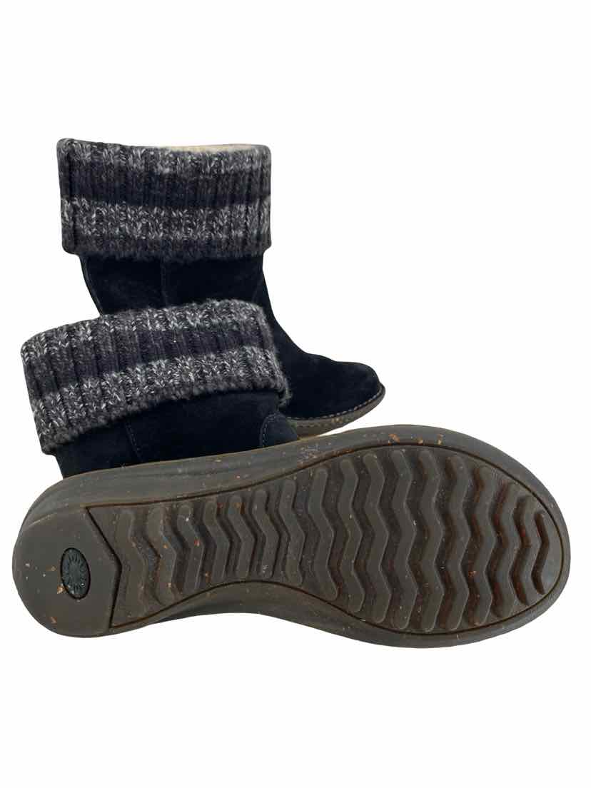 Ugg Ladies Size 8 Boots