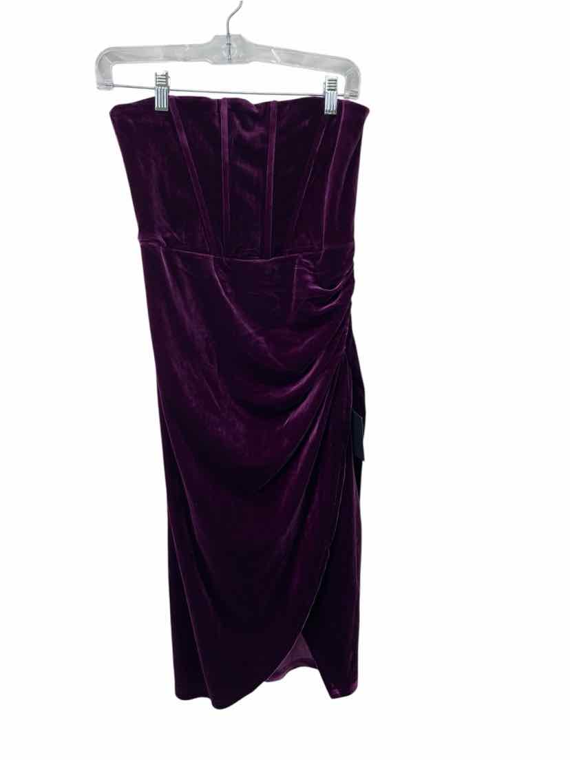 Lulus Ladies Size M NEW Dress