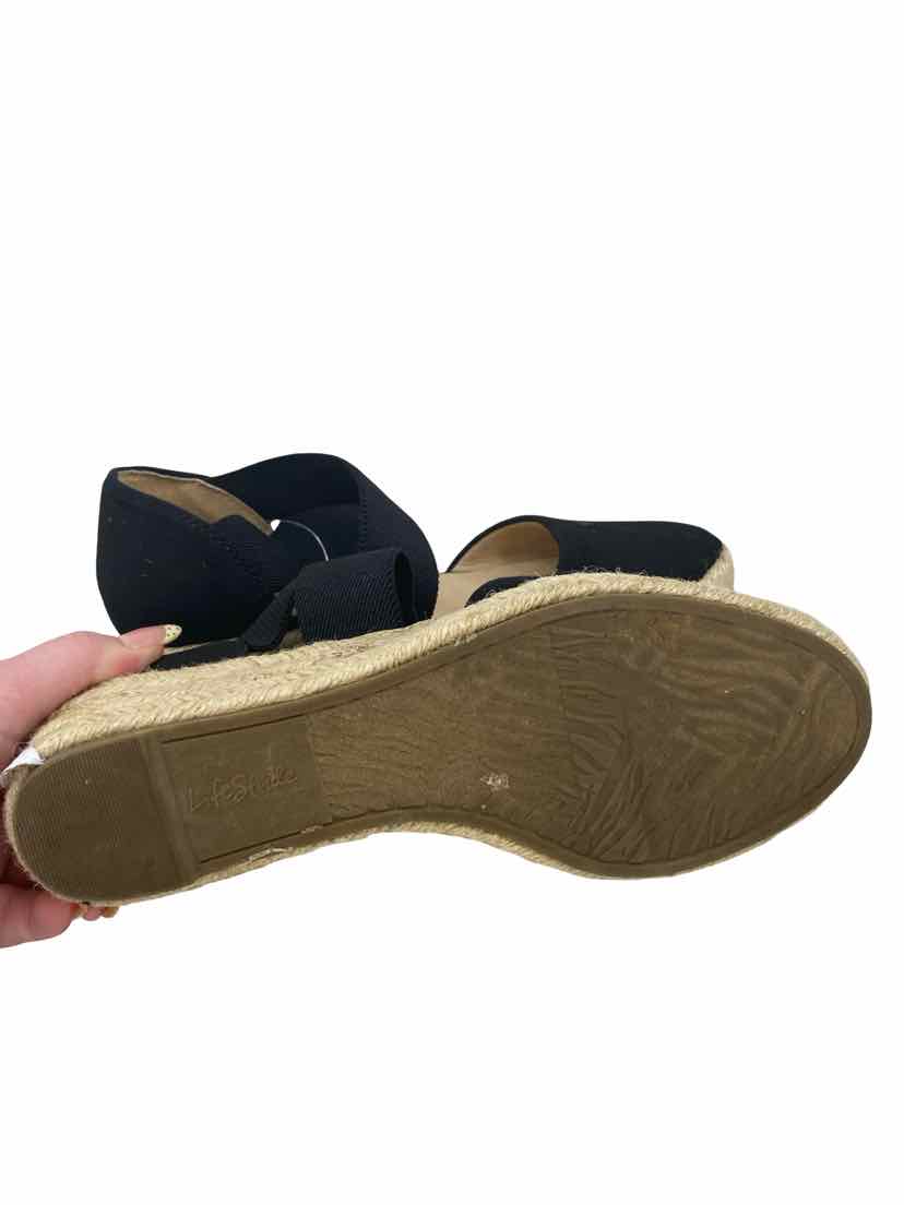 Lifestride Ladies Size 7 Shoes