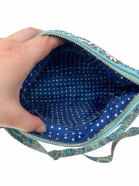 Vera Bradley Ladies Like New Crossbody