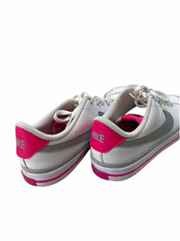 Nike Kids Size 5.5 Shoes