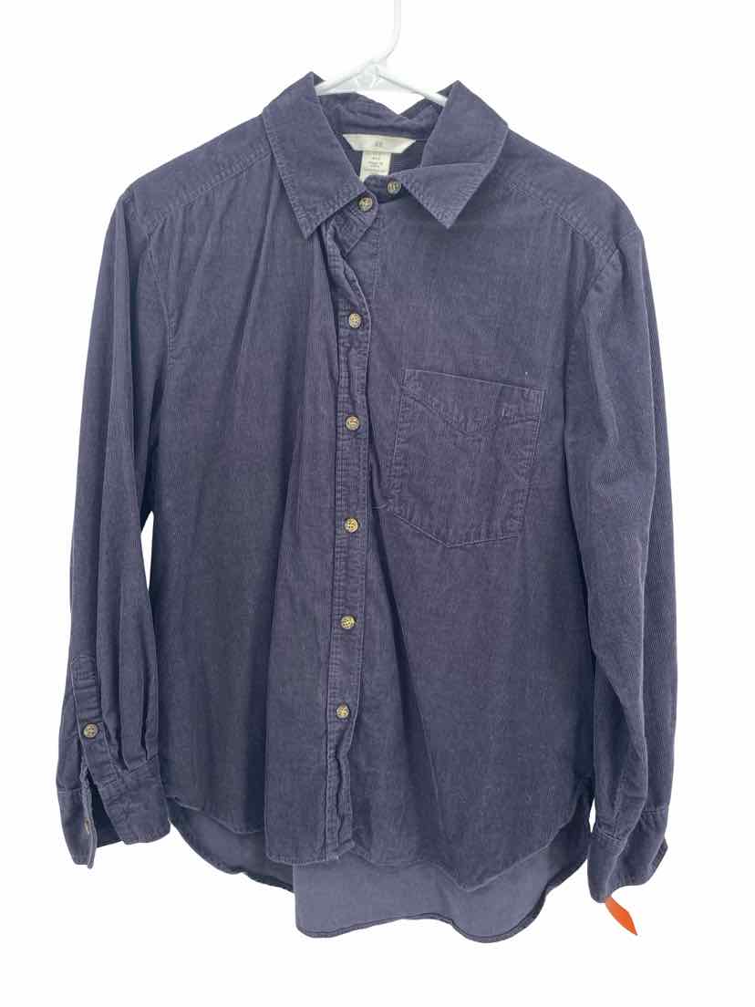 H & M Ladies Size Small Shirt