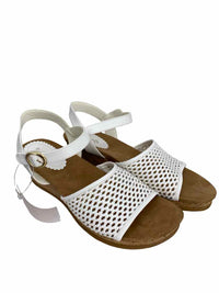 Baretraps Ladies Size 11 NWOT Shoes