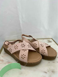 Old Navy Kids Size 1 Like New Sandals