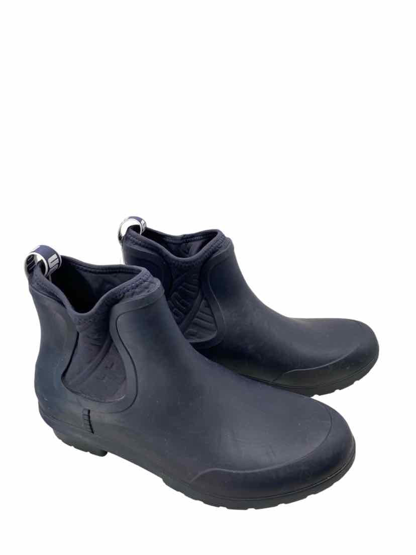 Ugg Ladies Size 8.5 Boots