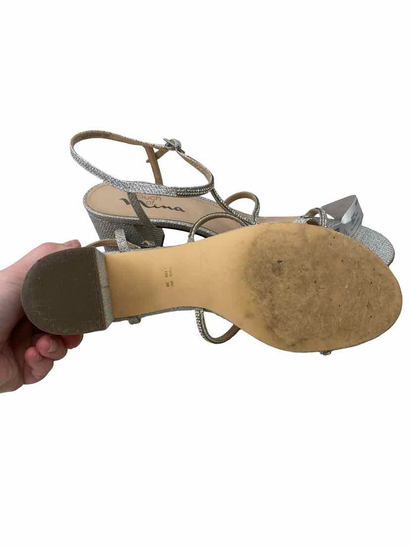 Touch of Nina Ladies Size 9 Shoes