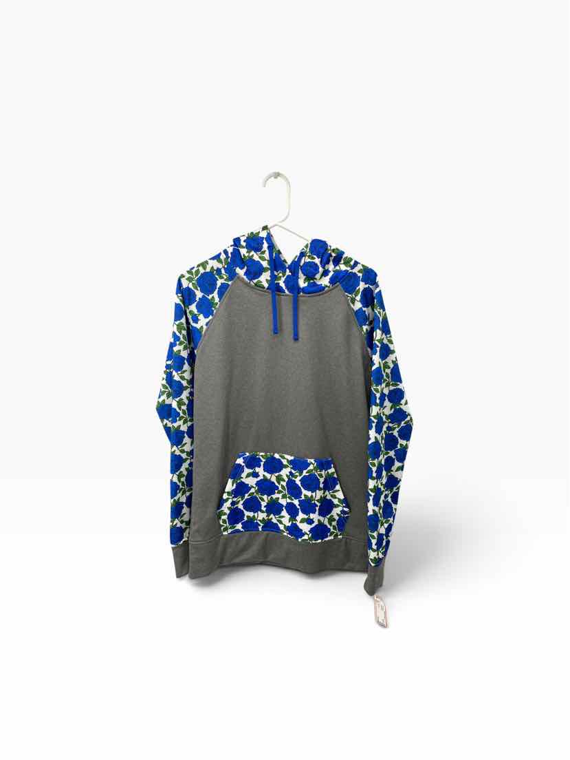 Empyre Ladies Size Medium Pullover