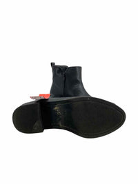 Universal Thread Ladies Size 6 NEW Boots