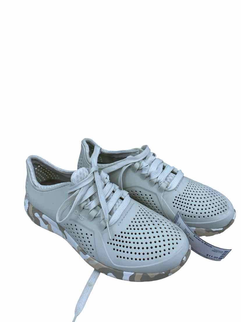 Crocs Ladies Size 7 Shoes