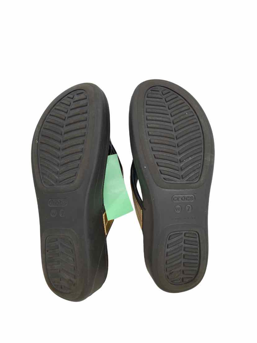 Crocs Ladies Size 7 Sandals