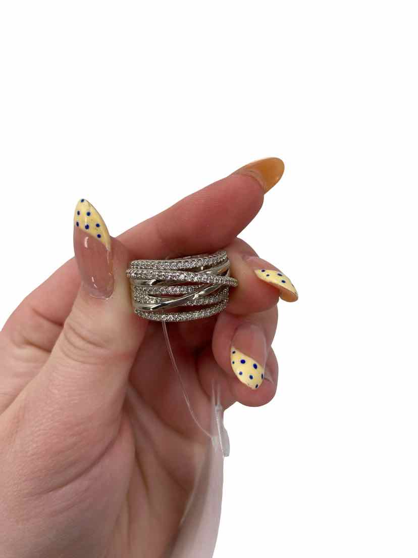 Ladies Costume Ring