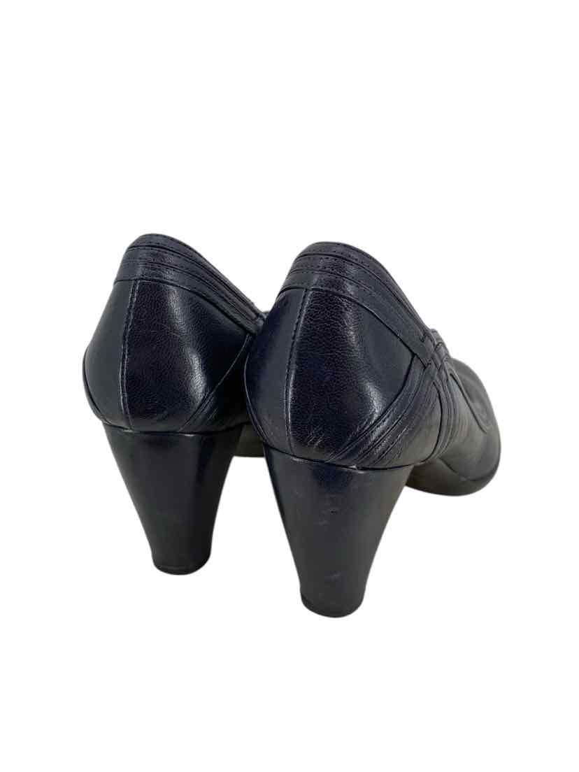 Indigo Ladies Size 10 Shoes