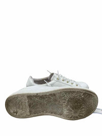Bobs Ladies Size 7.5 Shoes