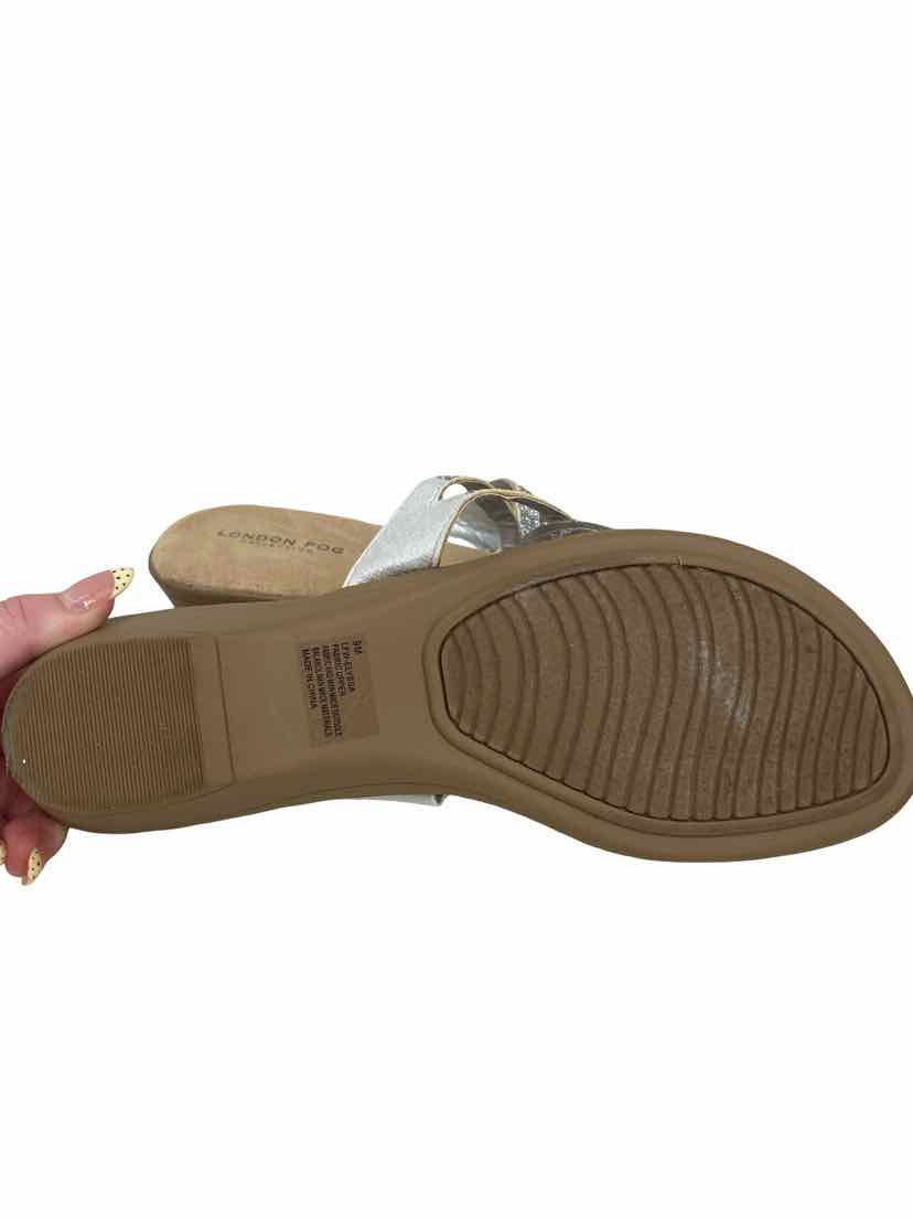 london fog Ladies Size 9 Like New Sandals