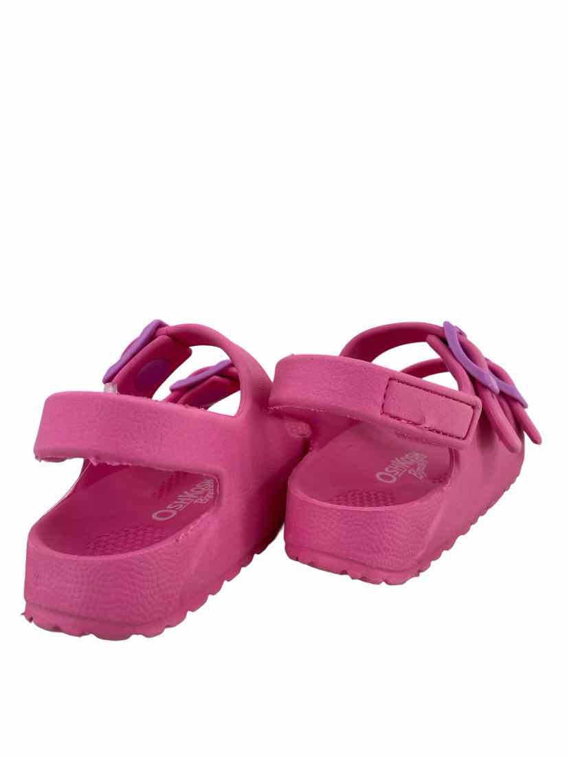 OshKosh Kids Size 6 Sandals