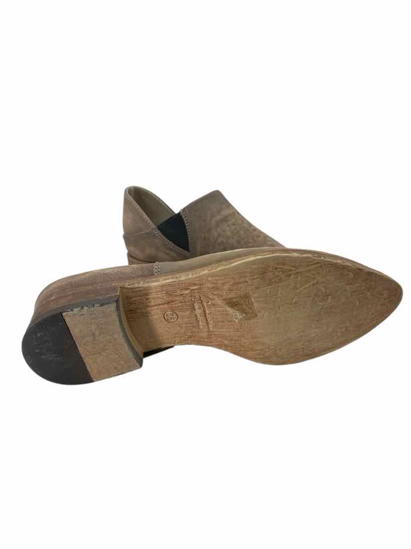 Free People Ladies Size 58/7 Shoes