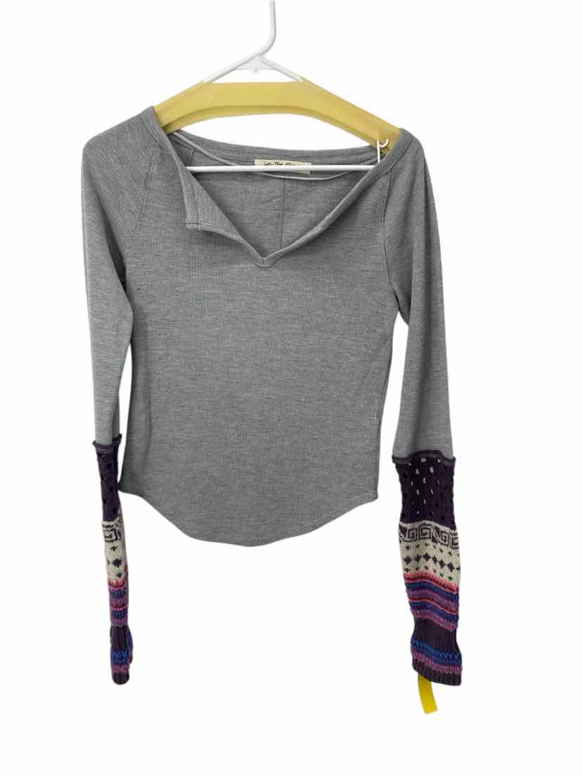 We The Free Ladies Size S Shirt