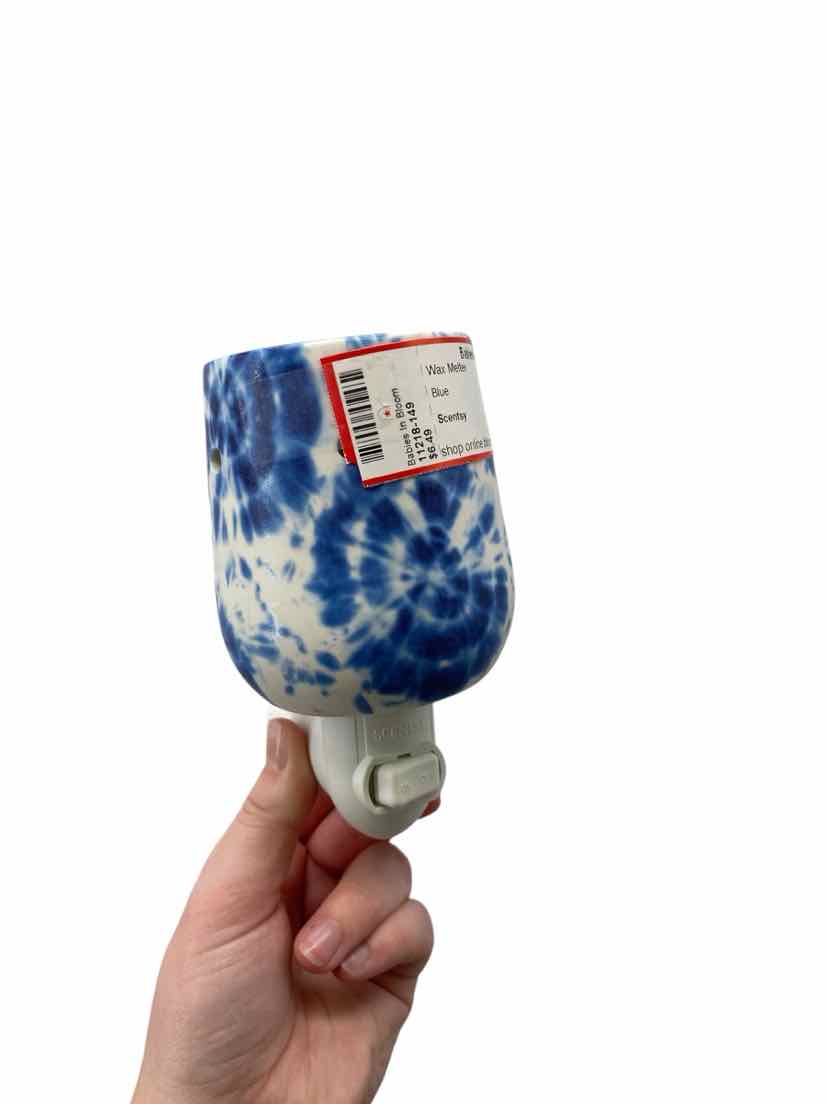 Scentsy Blue Size Wax Melter