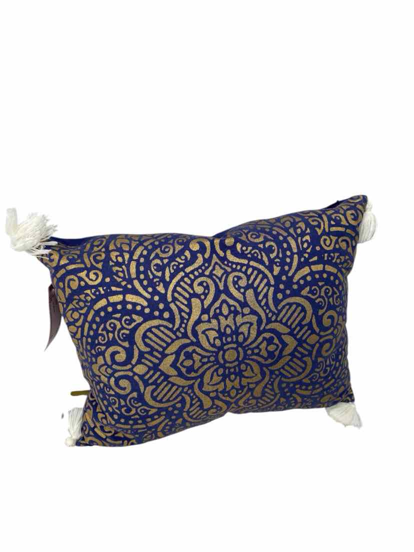 No Brand Navy Throw Pillow