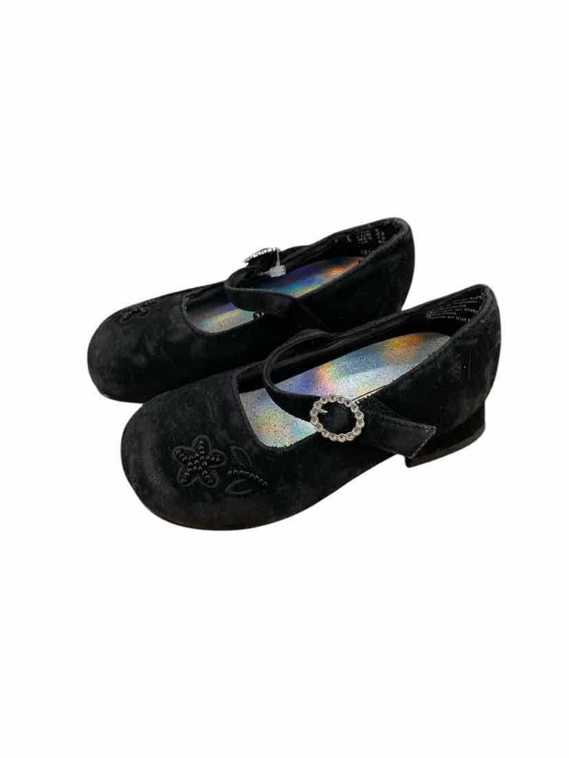 Kids Smart Fit Size 6 Shoes