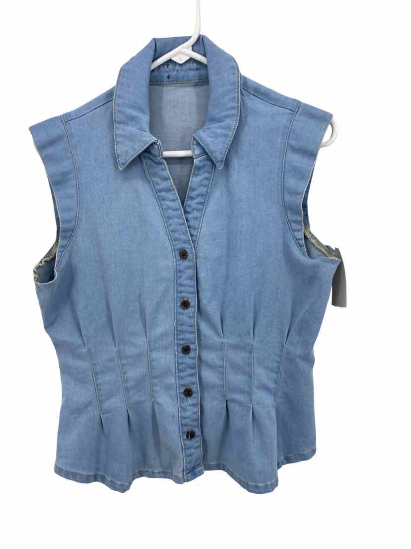 Ladies Size L Shirt