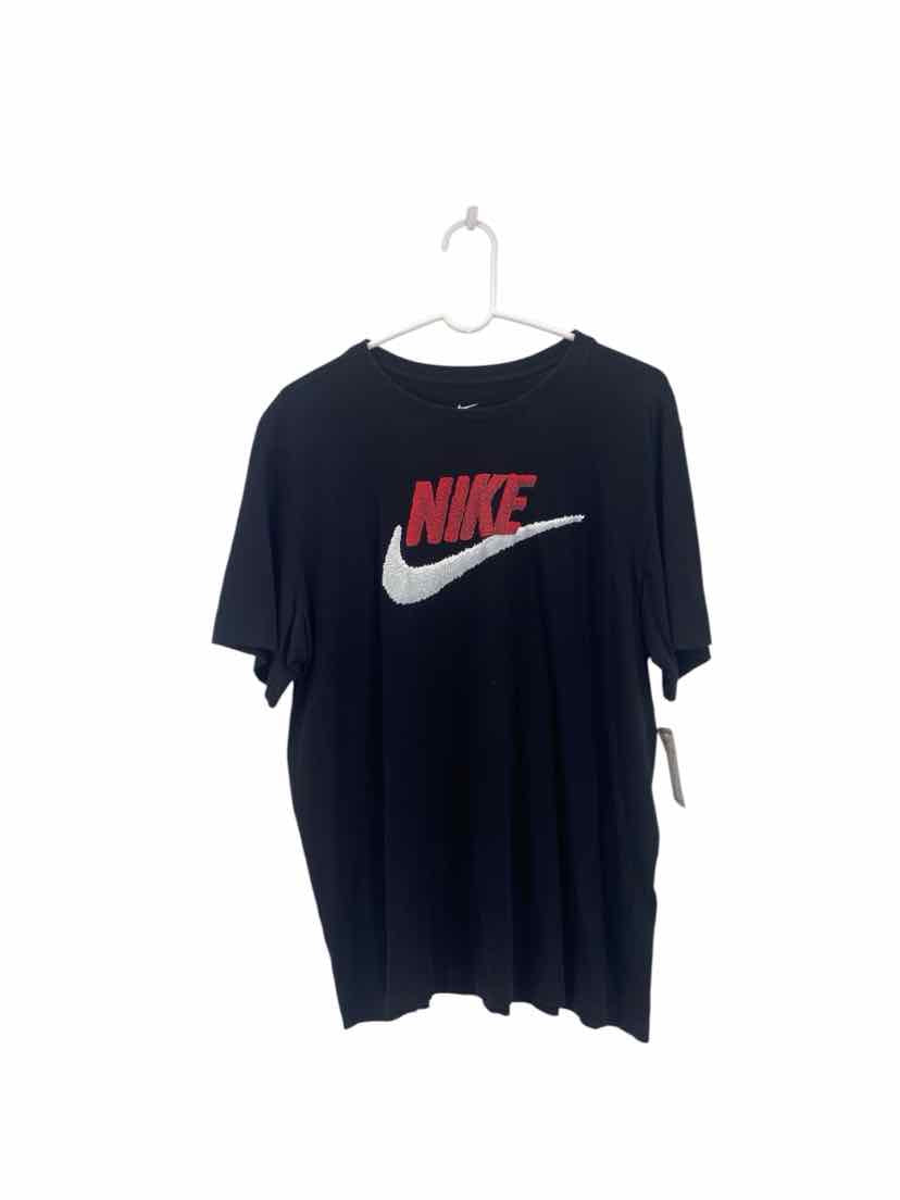 Nike Men's Size L Shirt