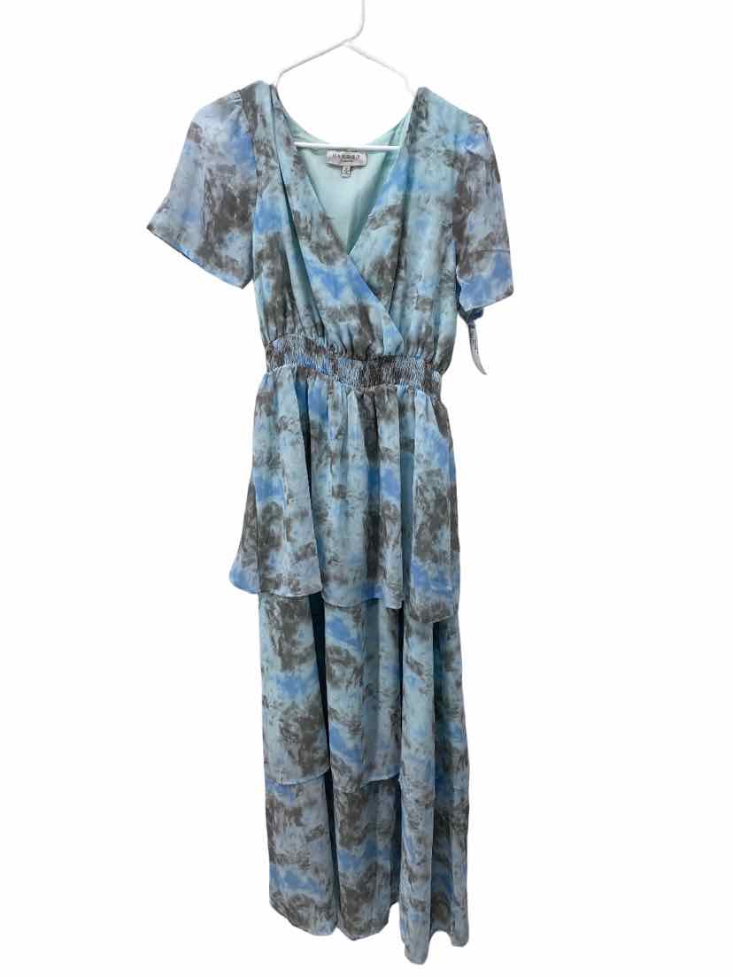 Hayden Ladies Size Medium Dress