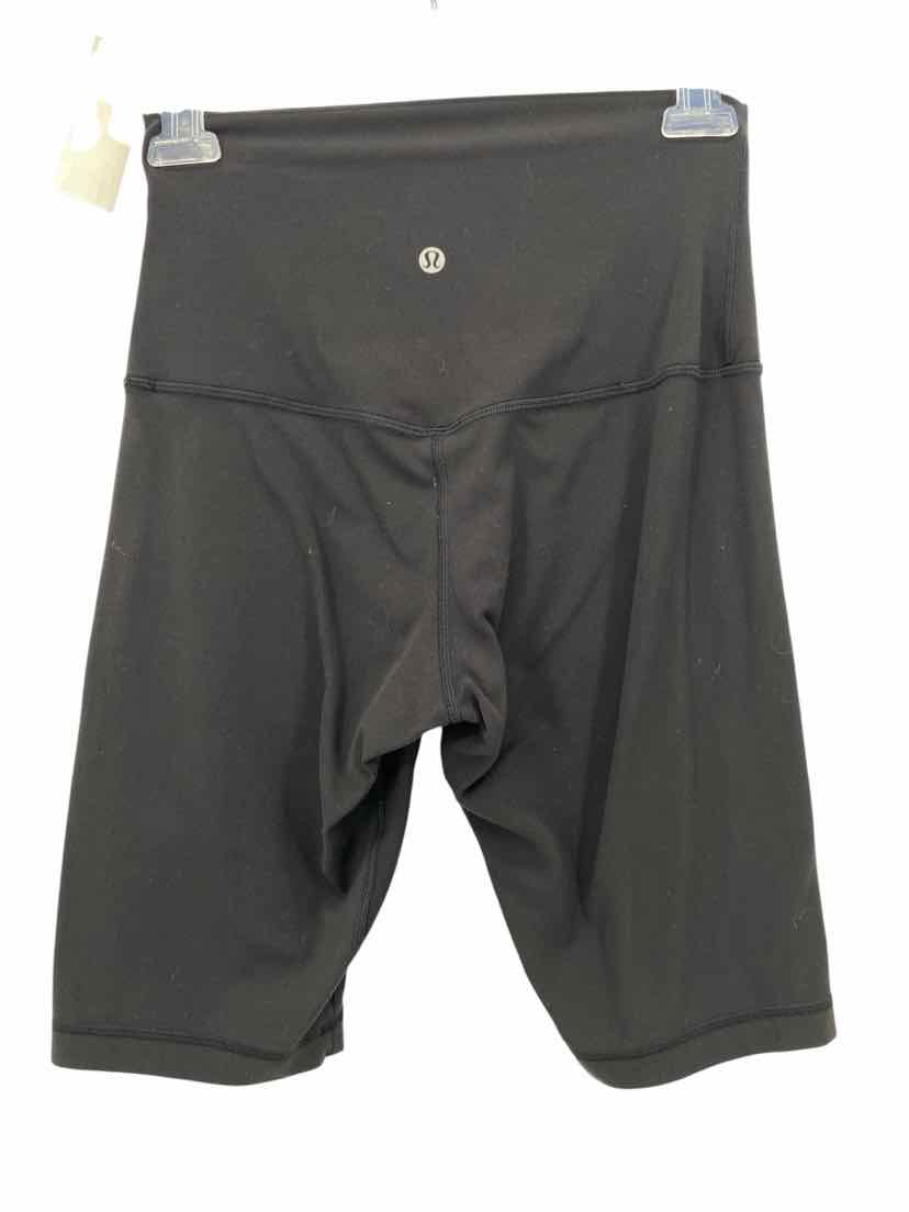 Lululemon Ladies Size 6 Shorts