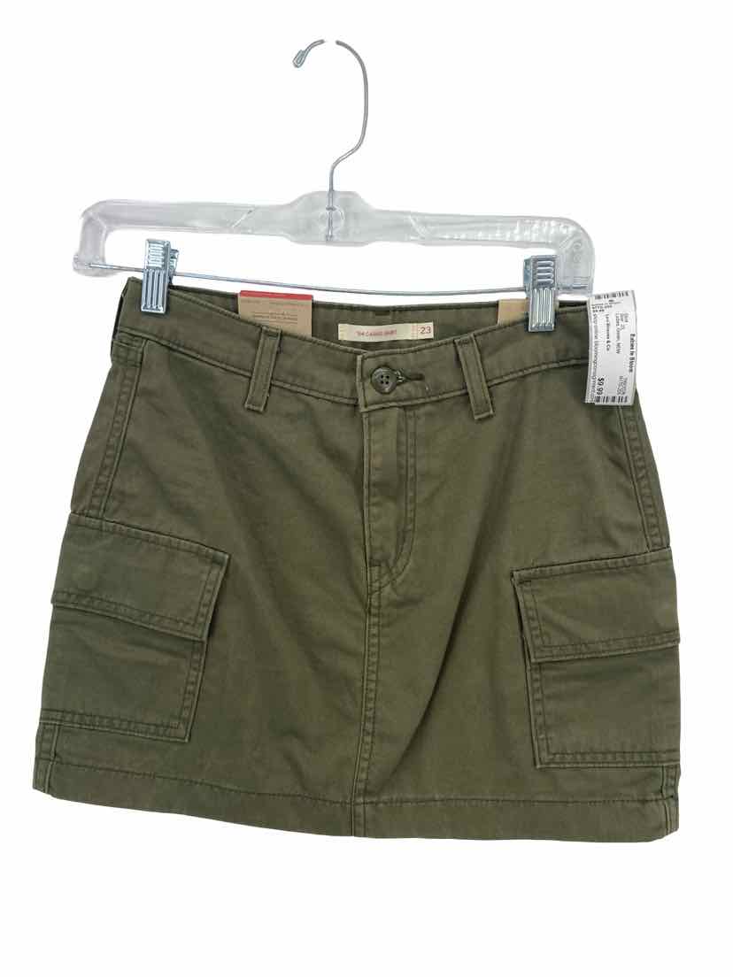 Levi Strauss & Co Ladies Size 23 NEW Skirt