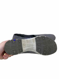 Sketchers Ladies Size 7.5 Shoes
