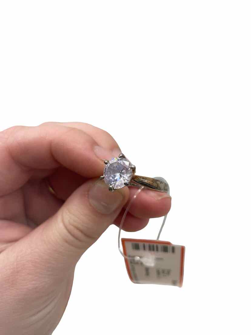 Sterling Ladies Cz Size 8 Ring