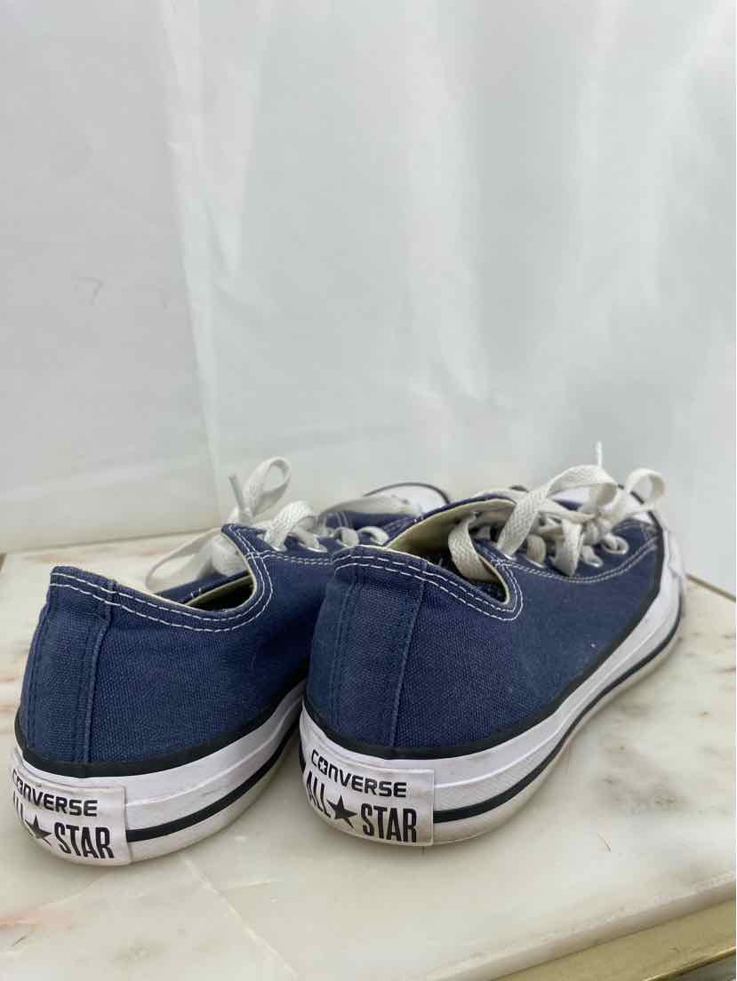 Converse Ladies Size 6 Shoes