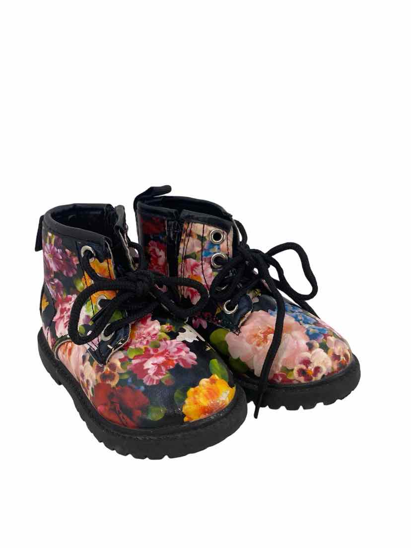 Kids Size 5 Boots