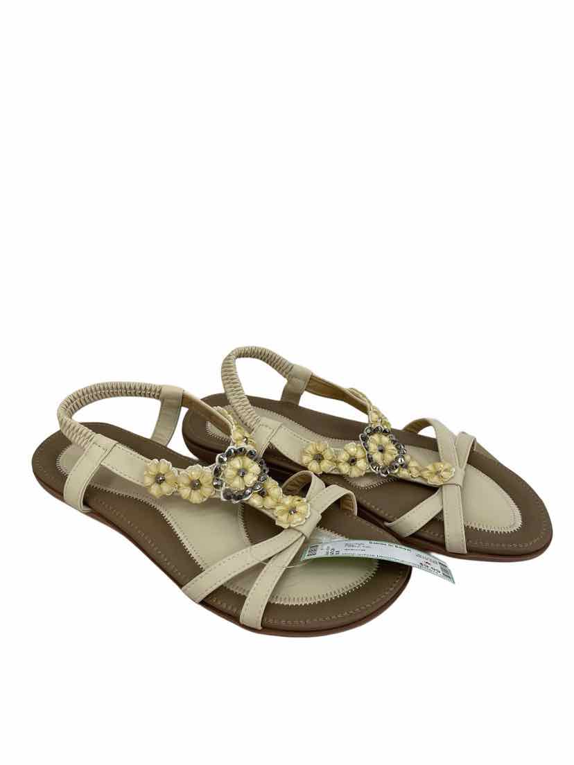 Shibever Ladies Size 7 Sandals