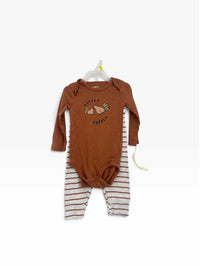 Carter's Kids Size 12m 2 pc