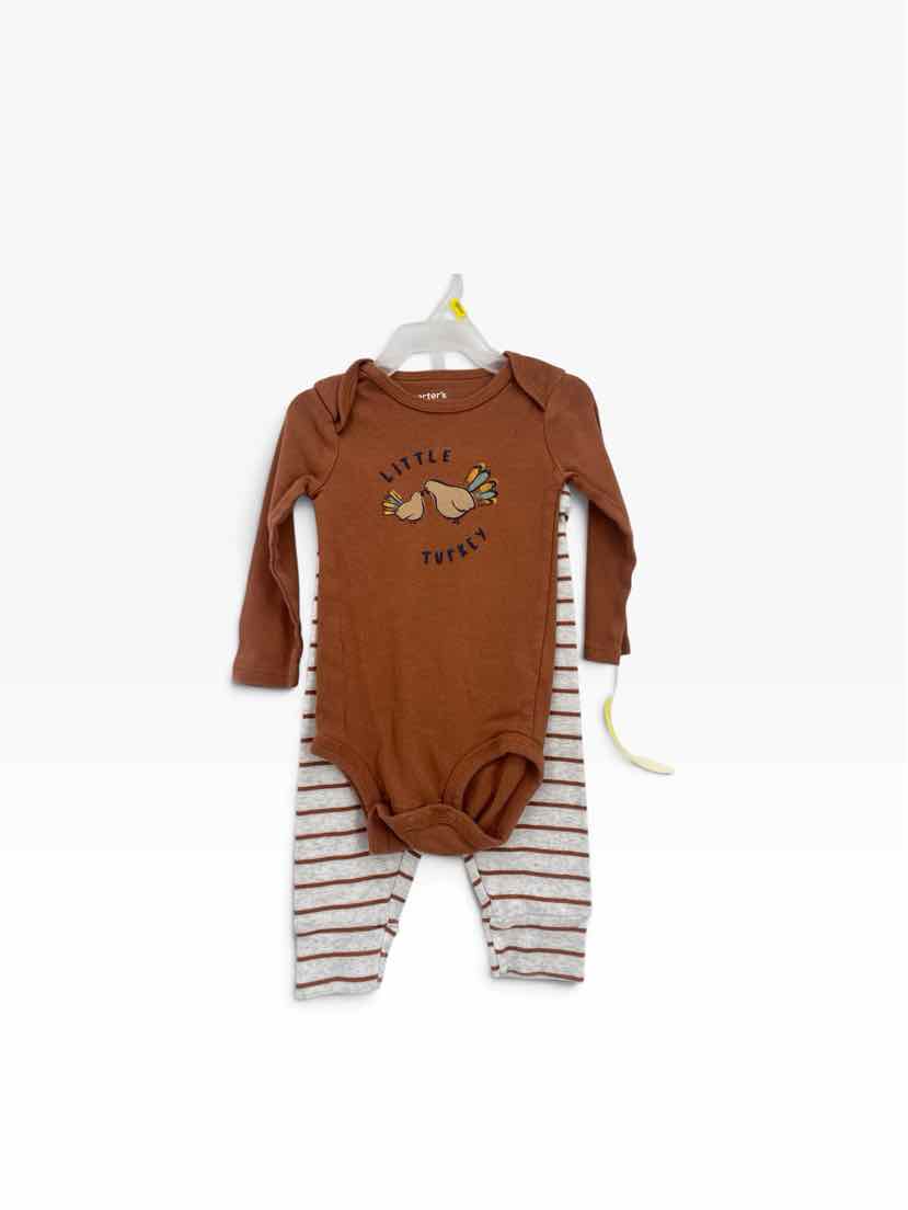 Carter's Kids Size 12m 2 pc
