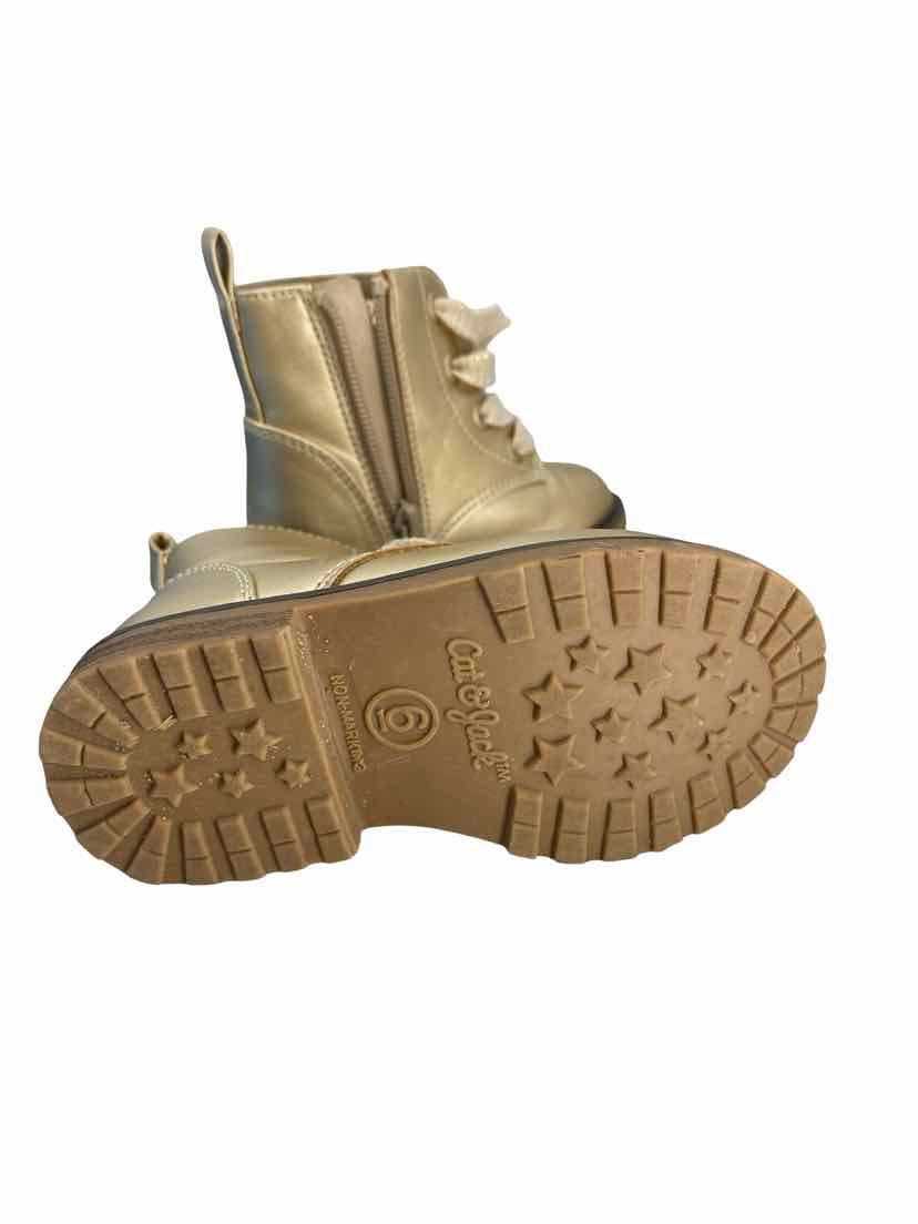 Cat & Jack Kids Size 6 Boots