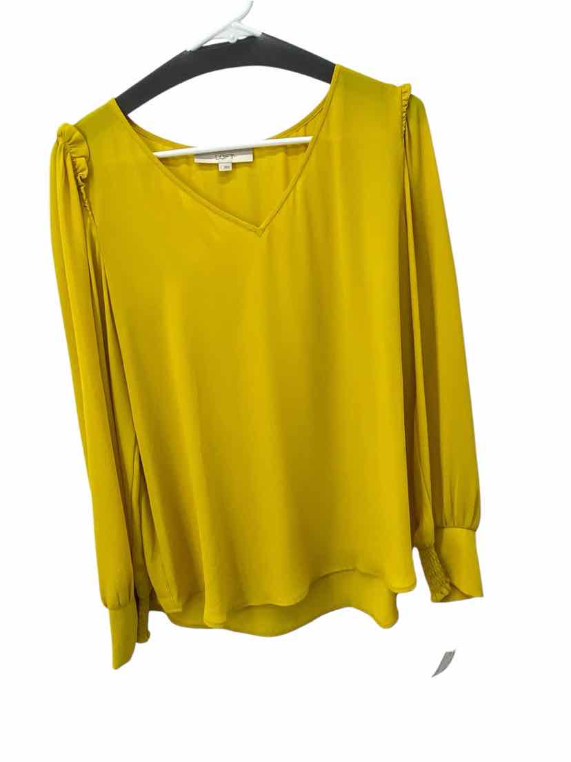 Loft Ladies Size L Shirt