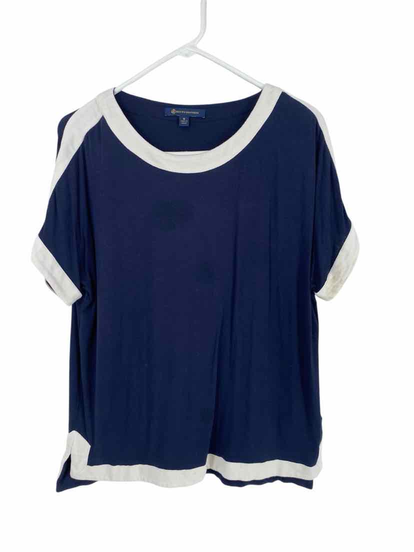 Brooks Brothers Ladies Size Medium Shirt