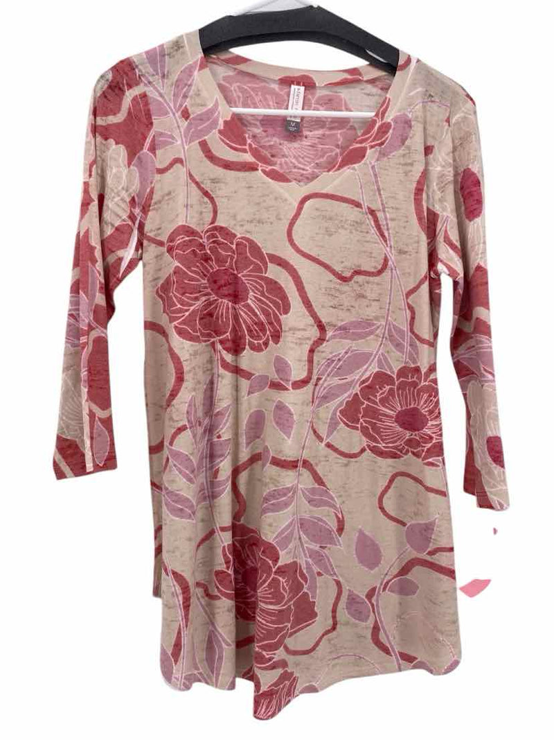 Ladies Whimsy Rose Size M Shirt