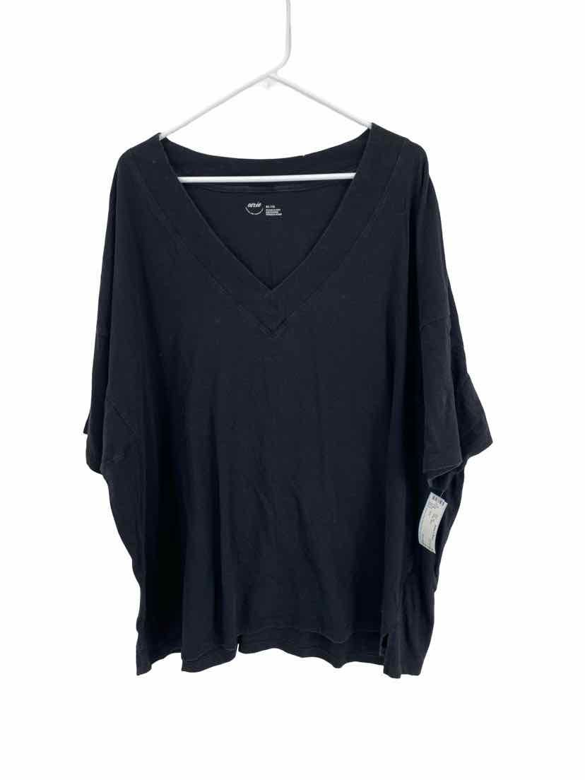 Aerie Ladies Size XXL Shirt