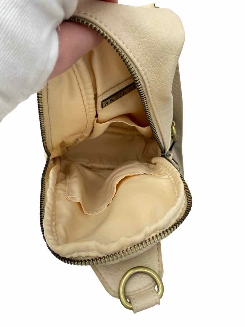 Antik Kraft Ladies Crossbody