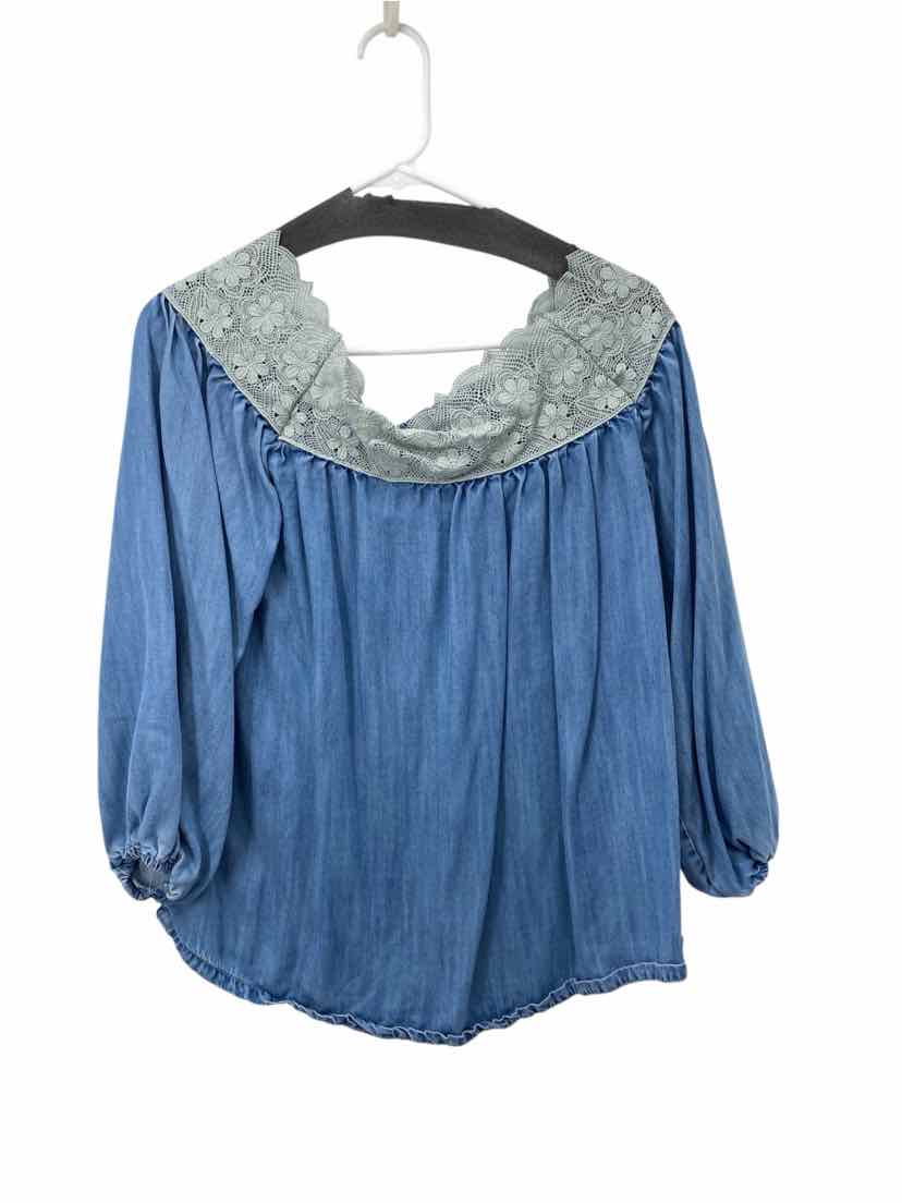 Boston Proper Ladies Size M Shirt