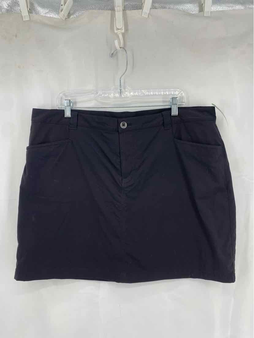 Eddie Bauer Ladies Size 18 Skort