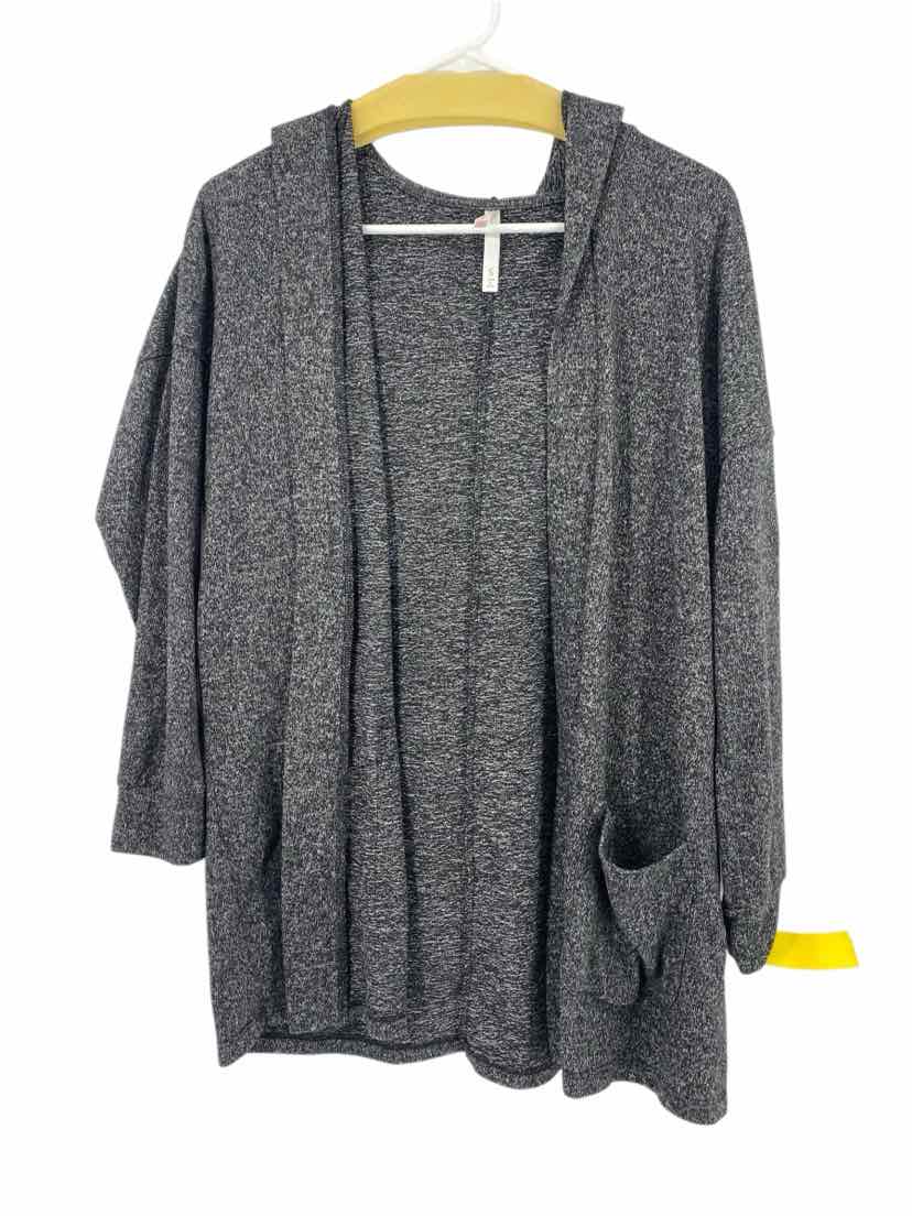 Cozy Ladies Size S Shirt