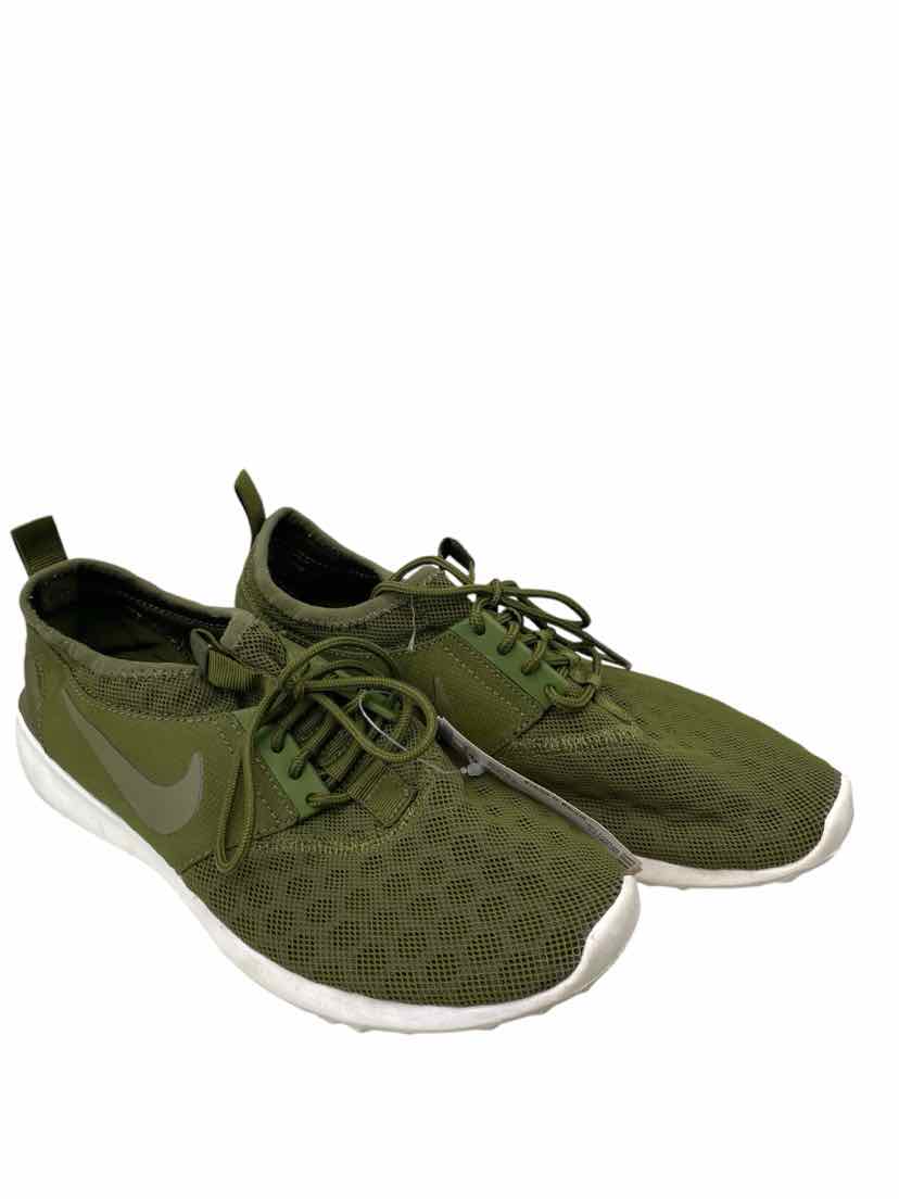 Nike Ladies Size 8.5 Shoes