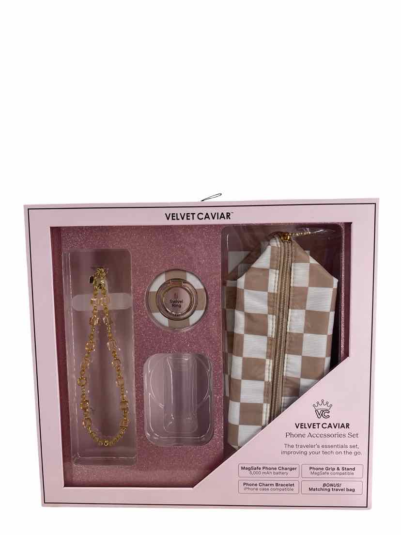 Velvet Caviar Ladies no charger Phone Accessories